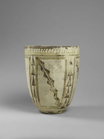 vase, image 2/5