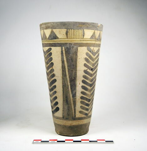 vase, image 1/2