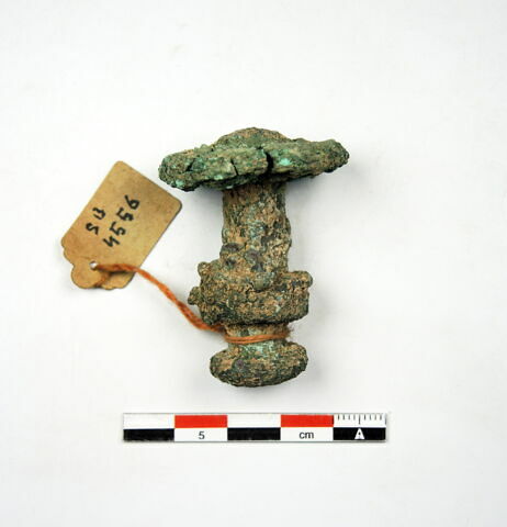 clou, image 1/1