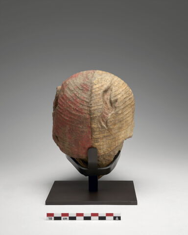 Tête de singe avec un bonnet rouge et blanc, image 5/8