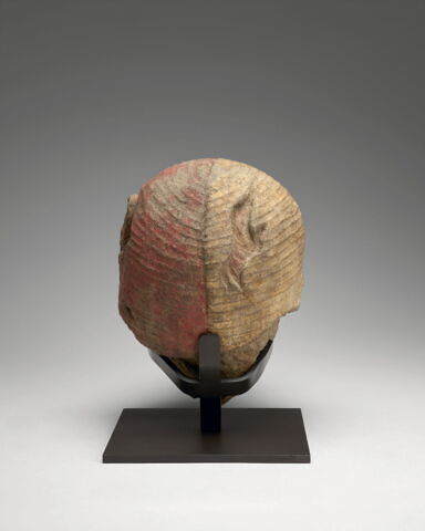 Tête de singe avec un bonnet rouge et blanc, image 8/8