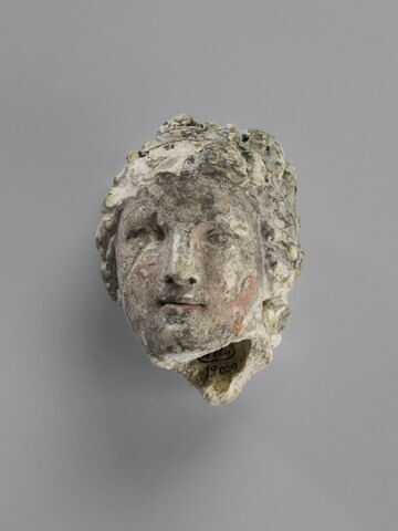 tête féminine, image 1/3