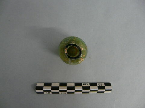 flacon cylindrique, fragment, image 3/5