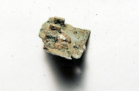 plaque, fragment, image 3/3