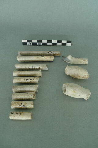 pipe, fragment, image 5/5
