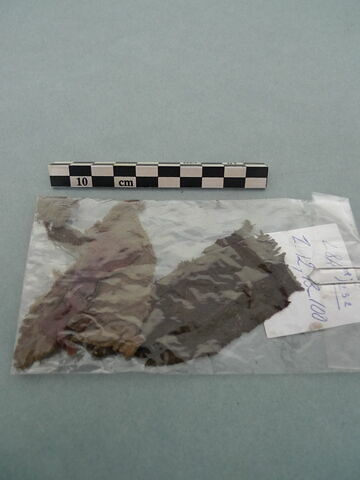 textile divers, fragment, image 3/3