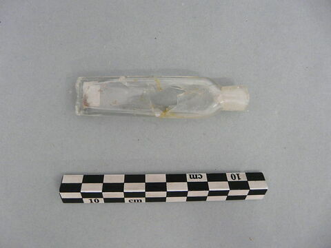 flacon, fragment, image 2/3