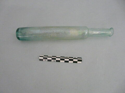 flacon cylindrique, fragment, image 1/3