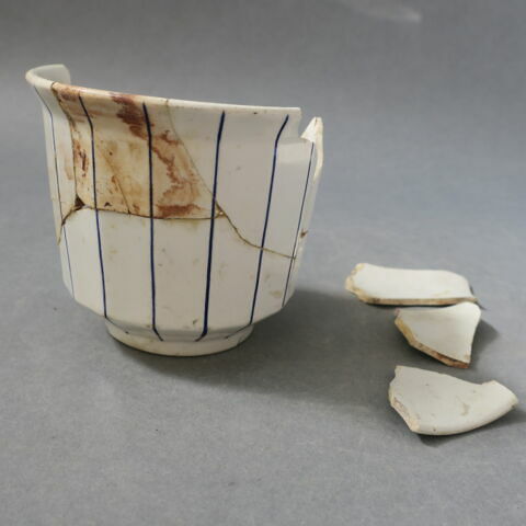 pot, image 1/3