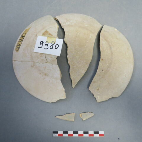 assiette, image 2/2
