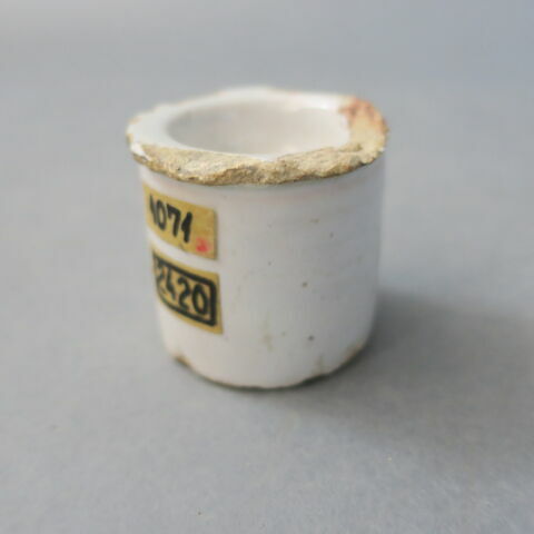 pot à onguent, image 1/3