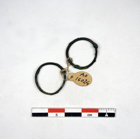 anneau ; bague, image 1/1