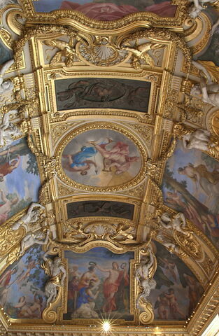 Plafond : Salle des Saisons -Apollon et Marsyas, au dessus de la corniche, côté ouest, image 4/6