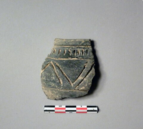 vase, image 1/1