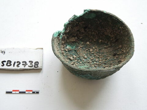 vase, image 1/1