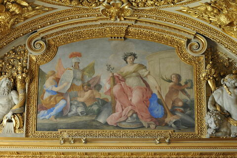 Plafond : Salon de la paix : La Paix mettant le feu à un monceau d'armes (ou la Paix), au dessus de la corniche, côté sud., image 1/4