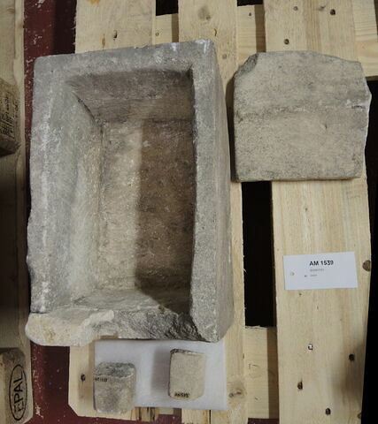 sarcophage ; ossuaire, image 3/6
