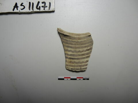 vase ; fragment, image 1/1