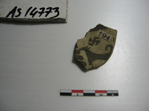 vase ; fragment, image 1/1