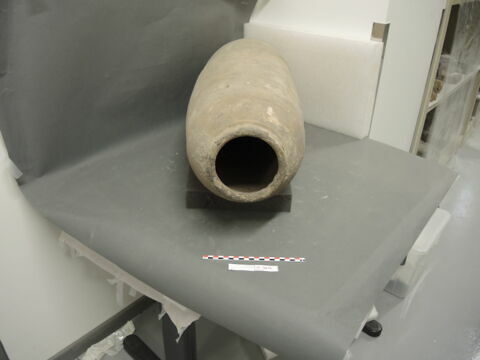 vase, image 3/4