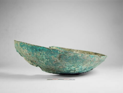 vase, image 2/2
