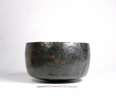 vase, image 1/1