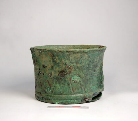 vase, image 1/2