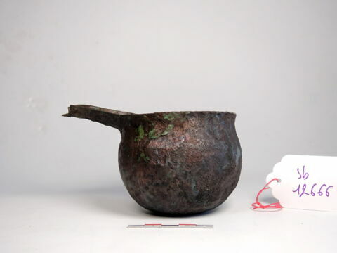 vase, image 1/2