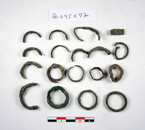 anneau ; bague, image 1/1