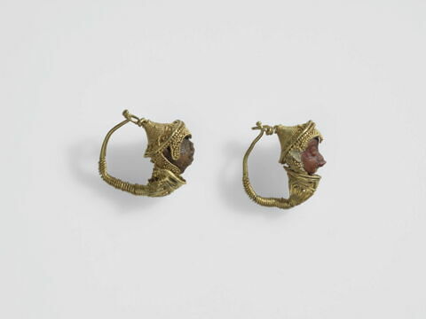 boucle d'oreille, image 3/6