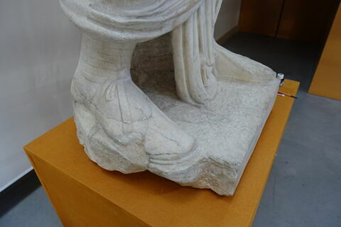 détail © 2021 Musée du Louvre / Antiquités grecques, étrusques et romaines