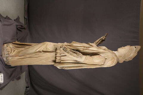 statue, image 5/5