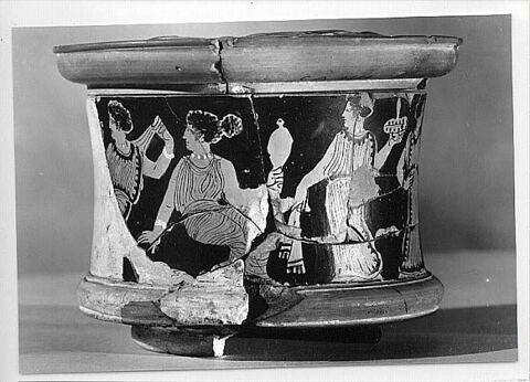 pyxis, image 2/4