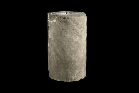 tambour de colonne ; inscription, image 2/2