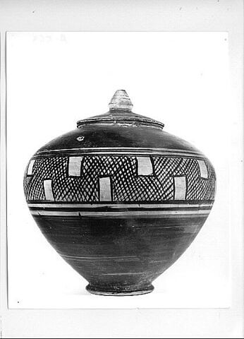 pyxis, image 2/2