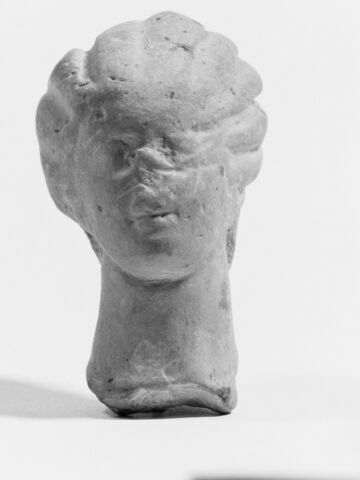 figurine, image 2/2