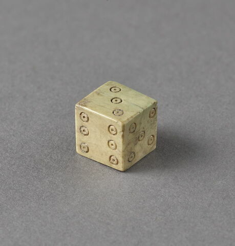 dé, image 1/1