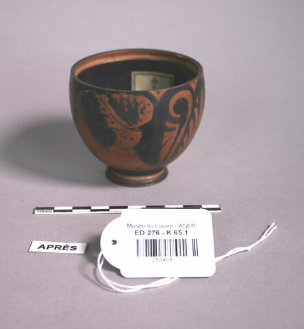pyxis avec couvercle, image 2/4