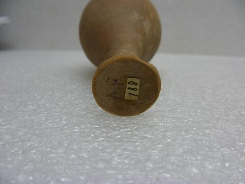 unguentarium, image 3/3