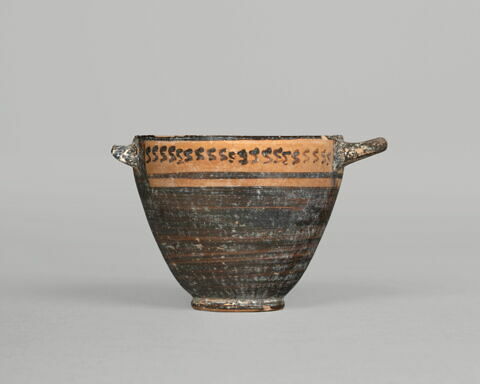 skyphos, image 1/3