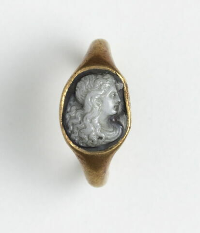 bague, image 1/3