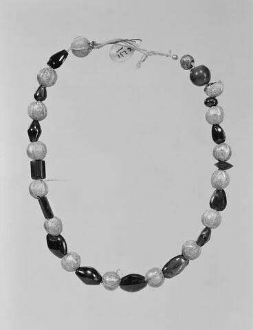collier, image 1/3