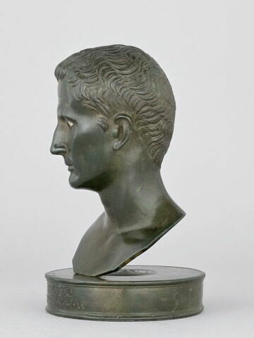 statuette en buste, image 5/7
