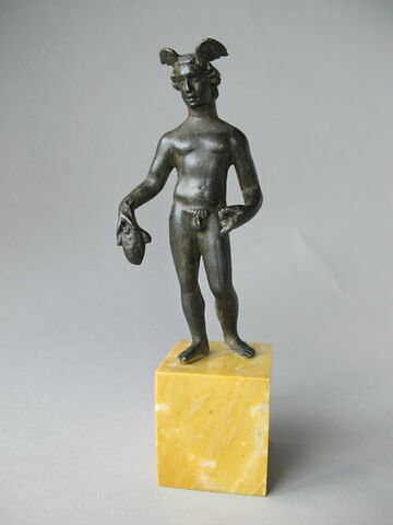statuette, image 1/2