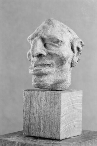 figurine, image 2/2