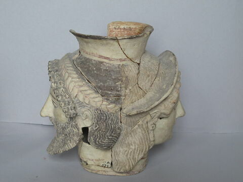 vase plastique ; canthare, image 3/7