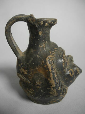 œnochoé ; vase plastique, image 5/9