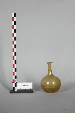 unguentarium, image 2/2