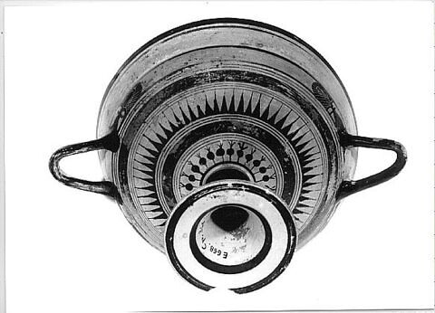coupe, image 2/3