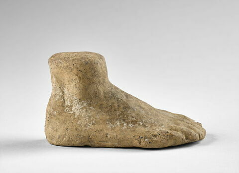 figurine  ; ex-voto anatomique, image 2/3